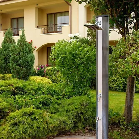 3 Bedroom Seaview /2nd Floor/ Διαμέρισμα *