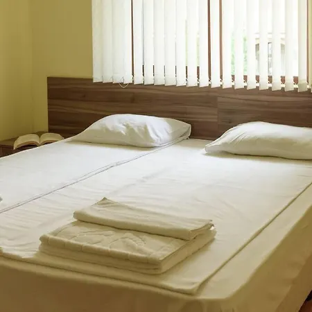 3 Bedroom Seaview /2nd Floor/