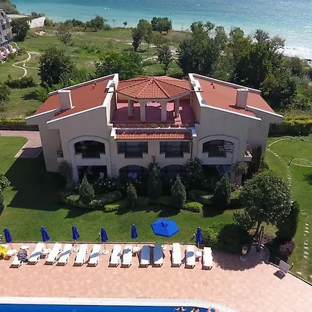 3 Bedroom Seaview /2nd Floor/