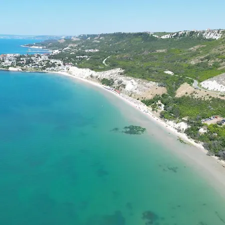 3Br Sea View Apartment -2Nd Fl - 50M From The Sea Apartment Topola