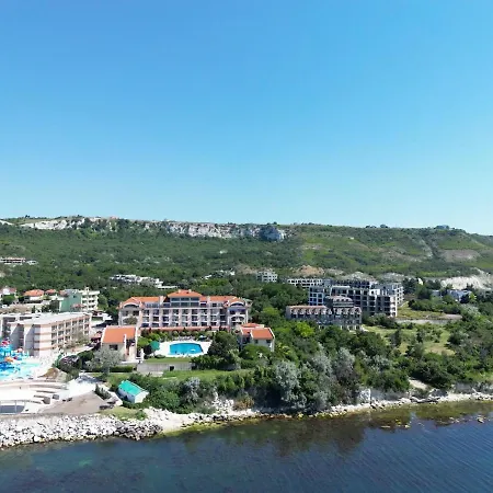 3Br Sea View Apartment -2Nd Fl - 50M From The Sea Apartment Topola