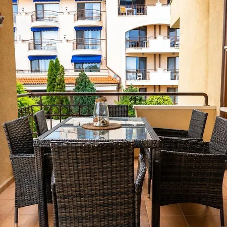 3Br Sea View Apartment -2Nd Fl - 50M From The Sea *