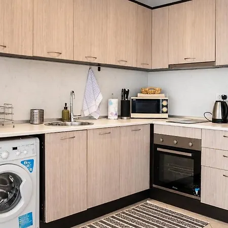 3Br Sea View Apartment -2Nd Fl - 50M From The Sea *