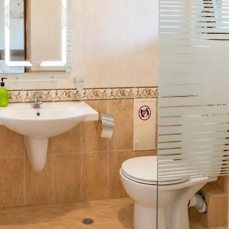 3Br Sea View Apartment -2Nd Fl - 50M From The Sea Apartment