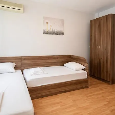 3Br Sea View Apartment -2Nd Fl - 50M From The Sea Apartment *