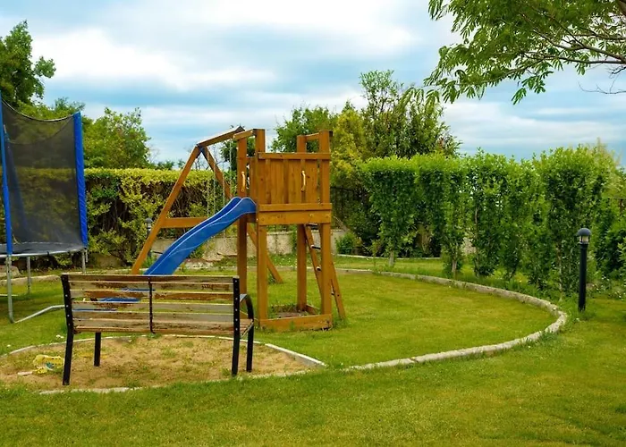 3 Bedroom Seaview /2nd Floor/ Appartamento